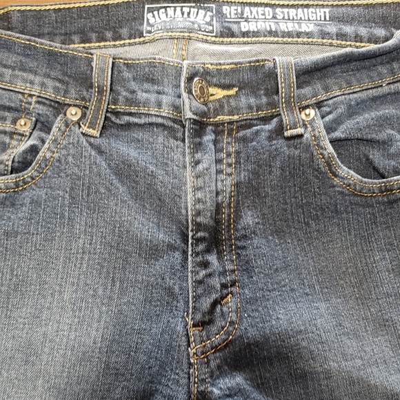 Ladies Levi Strauss & Co. Jeans - Picture 1 of 9